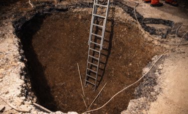 دلایل ریزش چاه فاضلاب