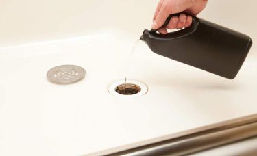 باز کردن لوله فاضلاب با اسید