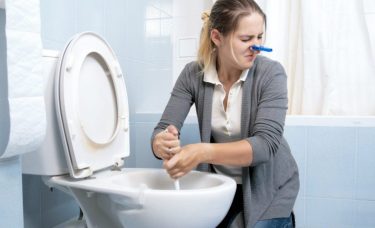 روش رفع بوی بد توالت ایرانی و فرنگی