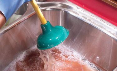 رفع گرفتگی سینک ظرفشویی